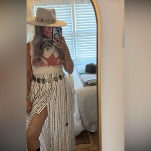 NWT Promesa Vacation Voyage Geo-Print Button-Front Maxi Skirt